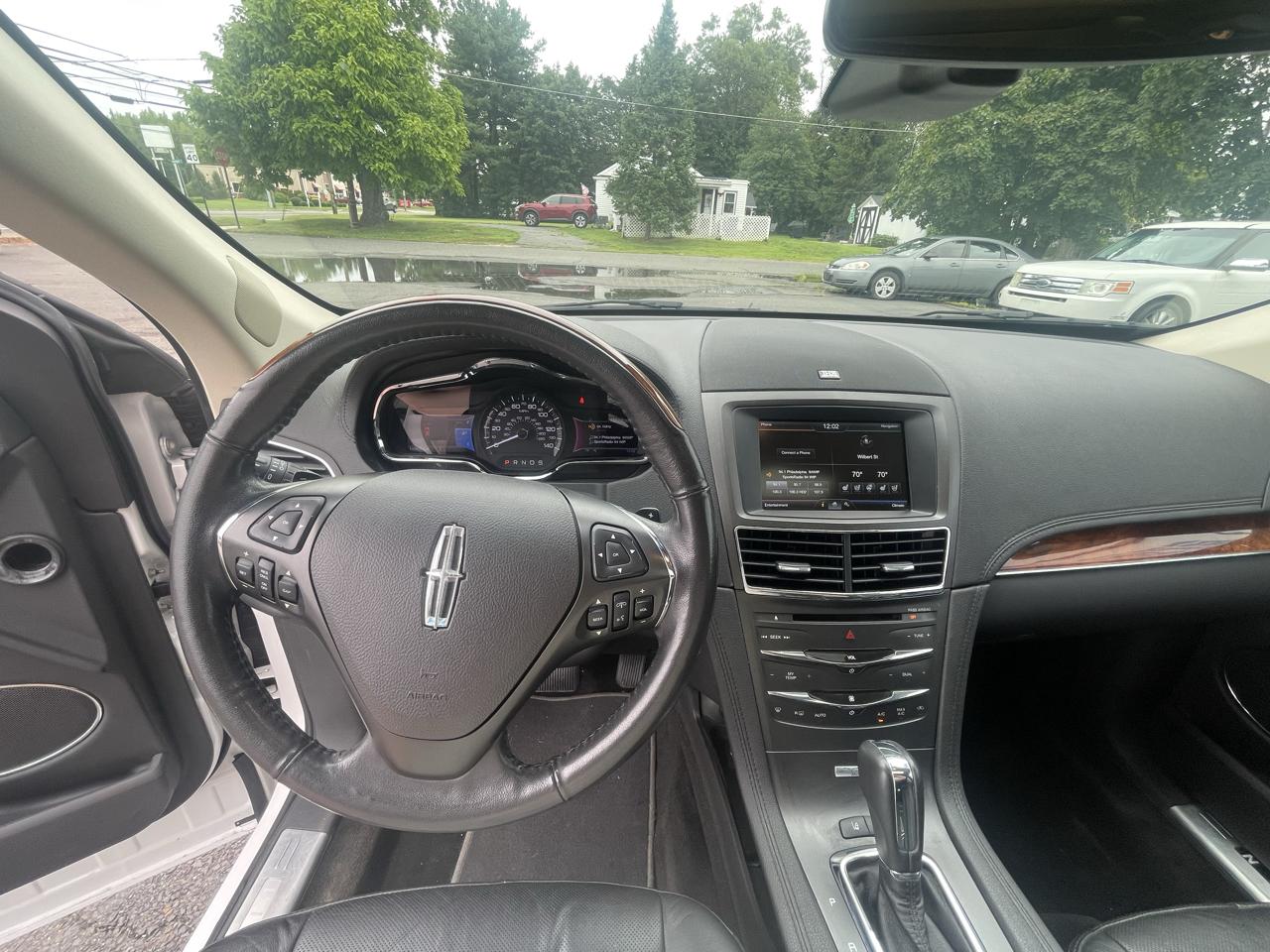 Lincoln MKT 3.5L with EcoBoost AWD 2013