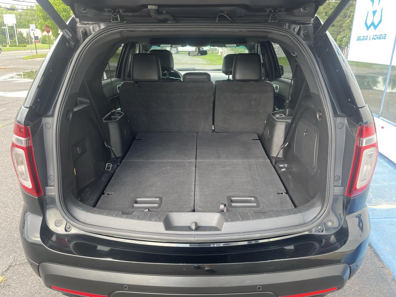 Ford Explorer 4WD 4dr V6 XLT 2014