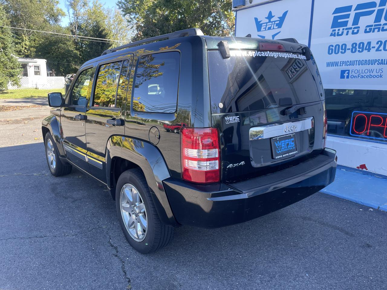 Jeep Liberty Sport 4WD 2012