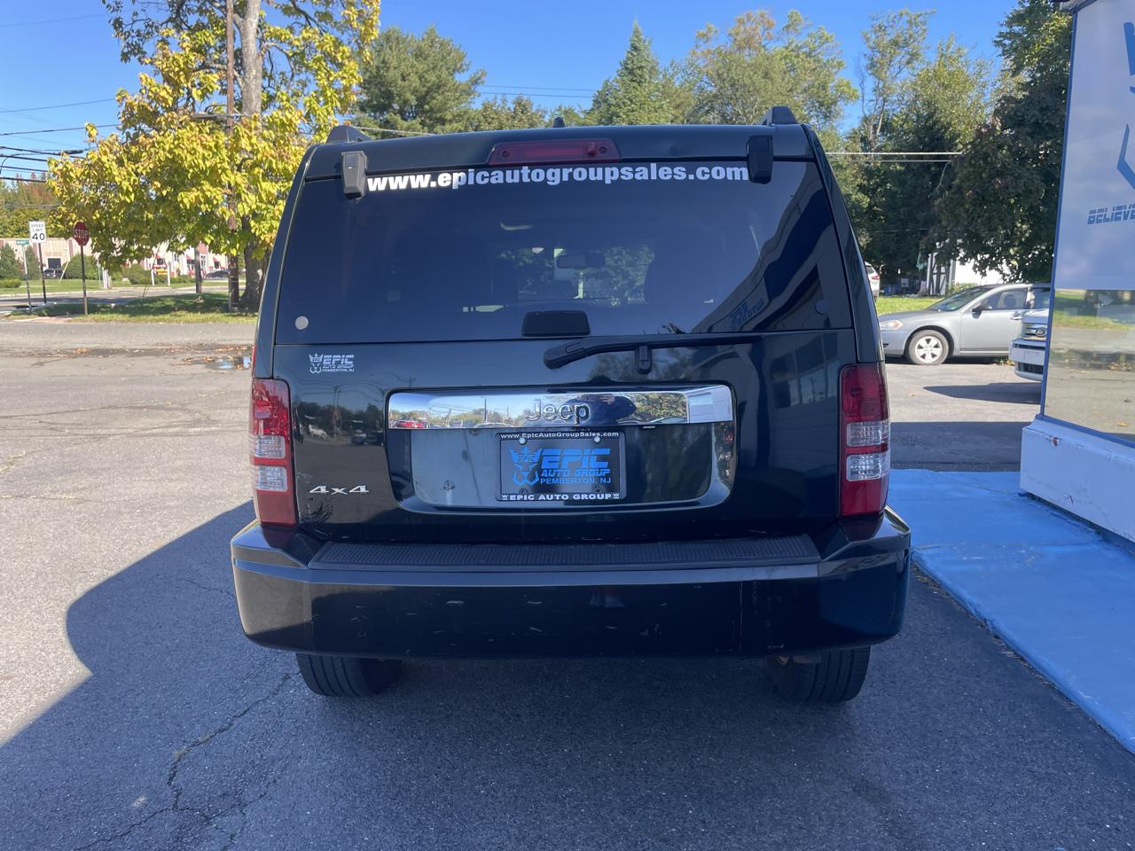 Jeep Liberty Sport 4WD 2012