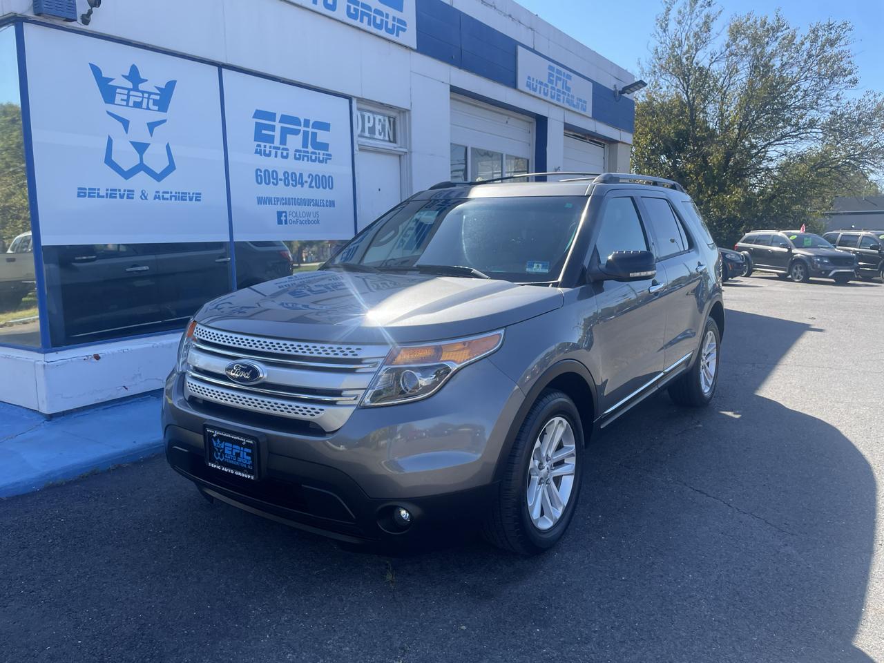 Ford Explorer 4dr 114" WB 4.0L XLT 4WD 2014