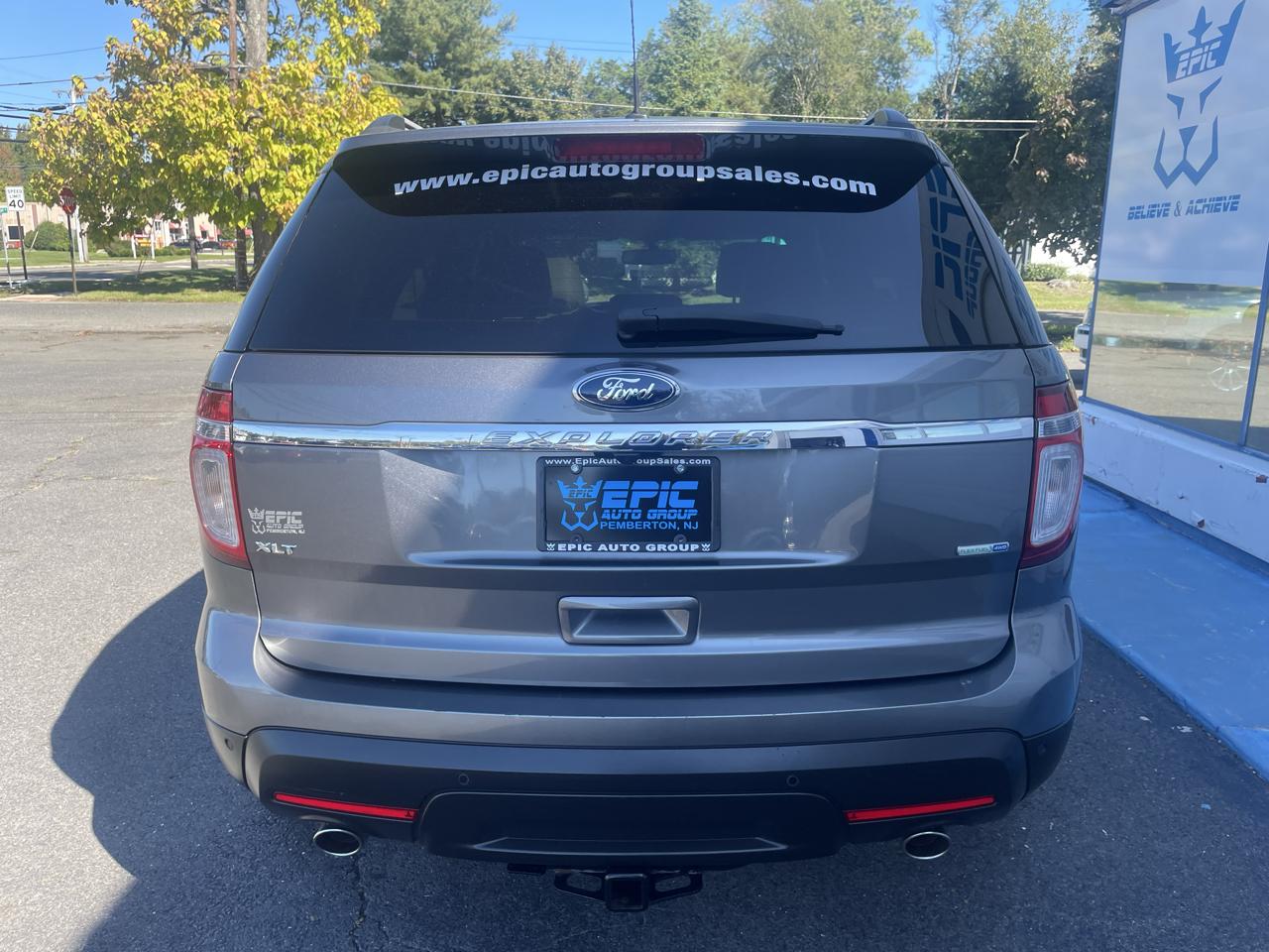 Ford Explorer 4dr 114" WB 4.0L XLT 4WD 2014