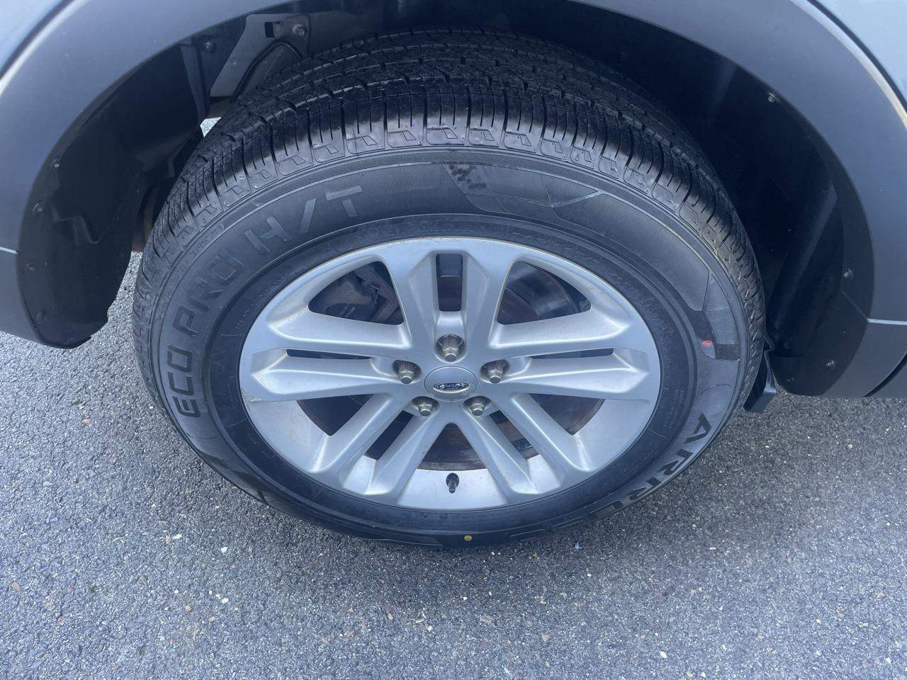 Ford Explorer 4dr 114" WB 4.0L XLT 4WD 2014