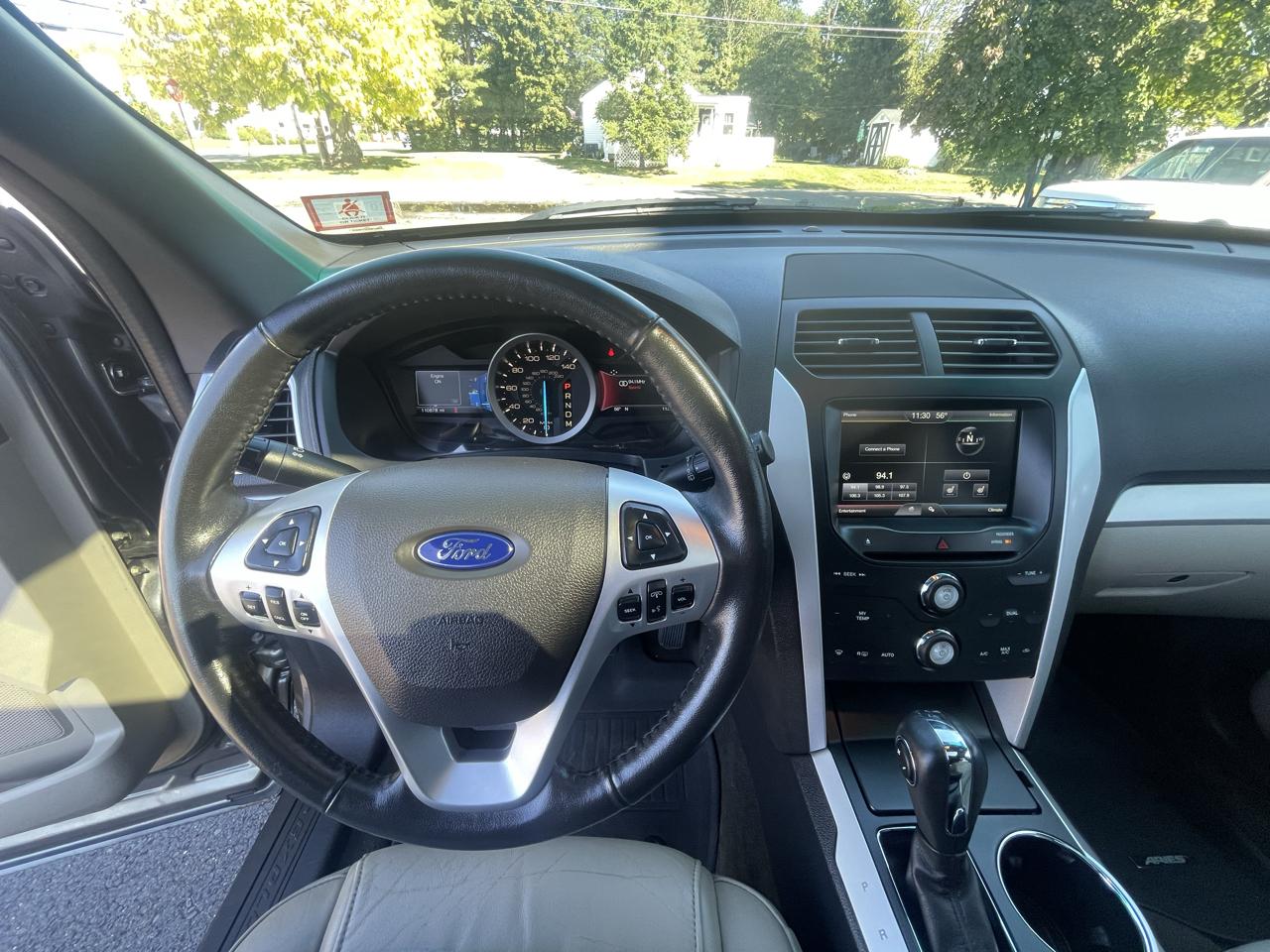 Ford Explorer 4dr 114" WB 4.0L XLT 4WD 2014