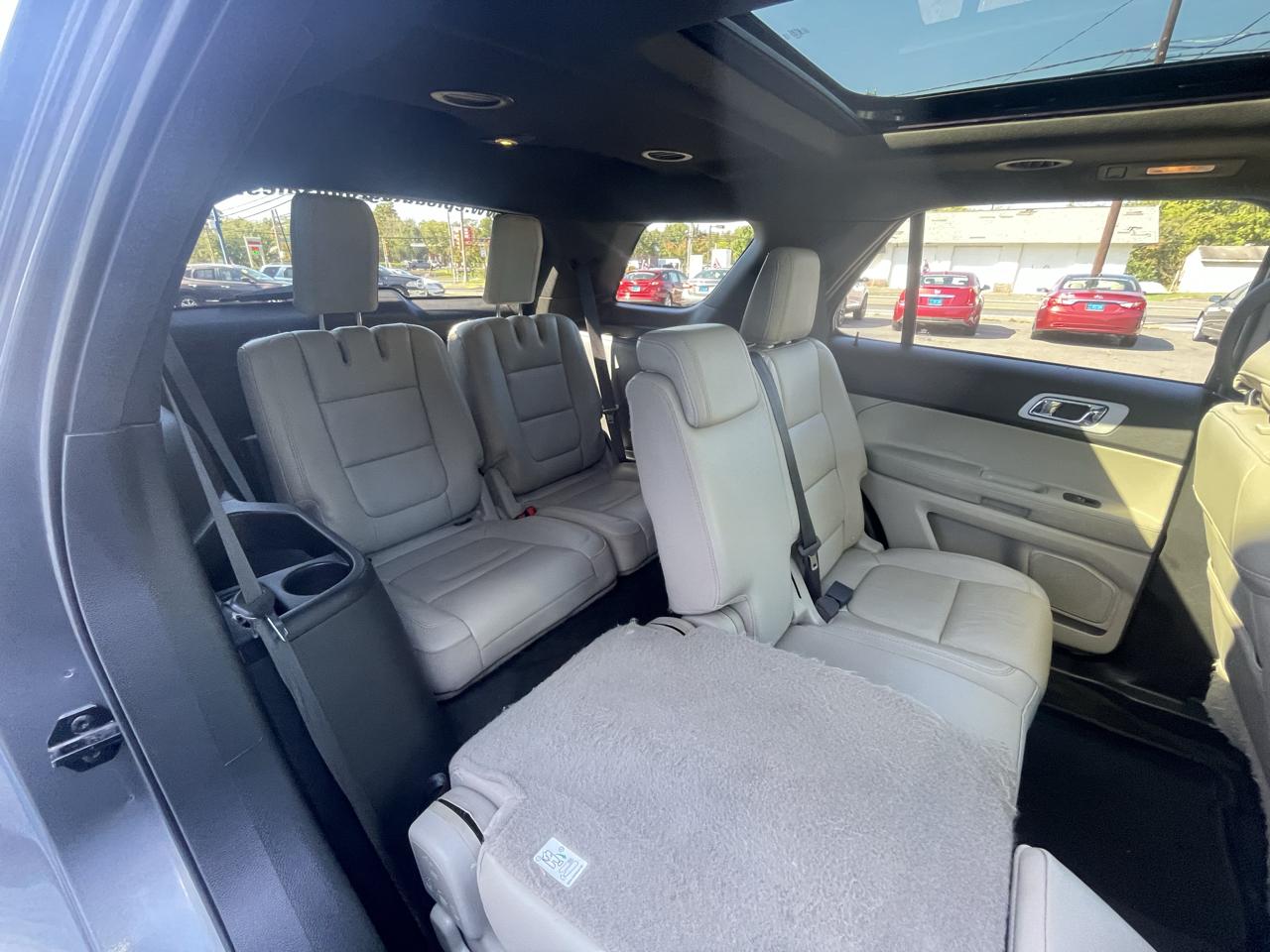 Ford Explorer 4dr 114" WB 4.0L XLT 4WD 2014