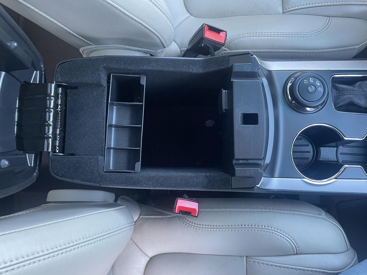 Ford Explorer 4dr 114" WB 4.0L XLT 4WD 2014