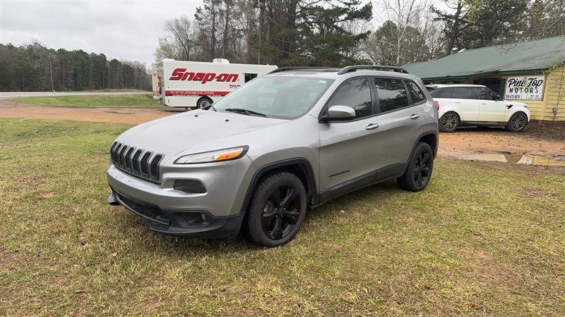 Jeep Cherokee Latitude FWD 2016