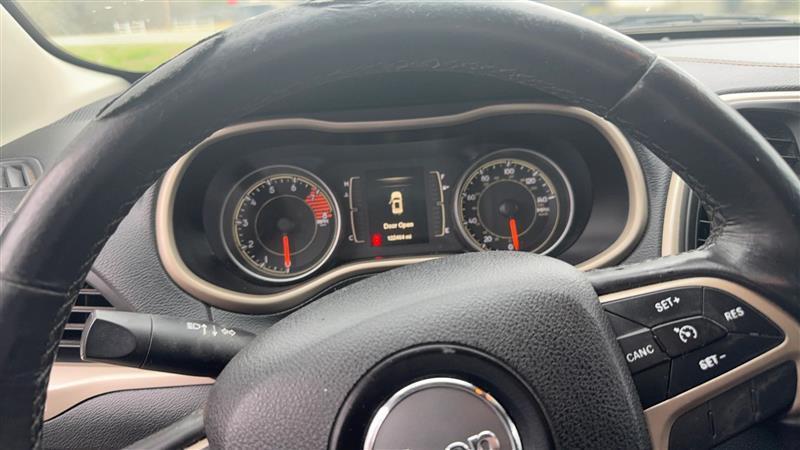 Jeep Cherokee Latitude FWD 2016