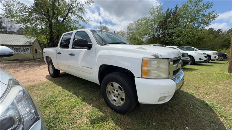 Chevrolet Silverado 1500 LT Crew Cab 4WD 2011