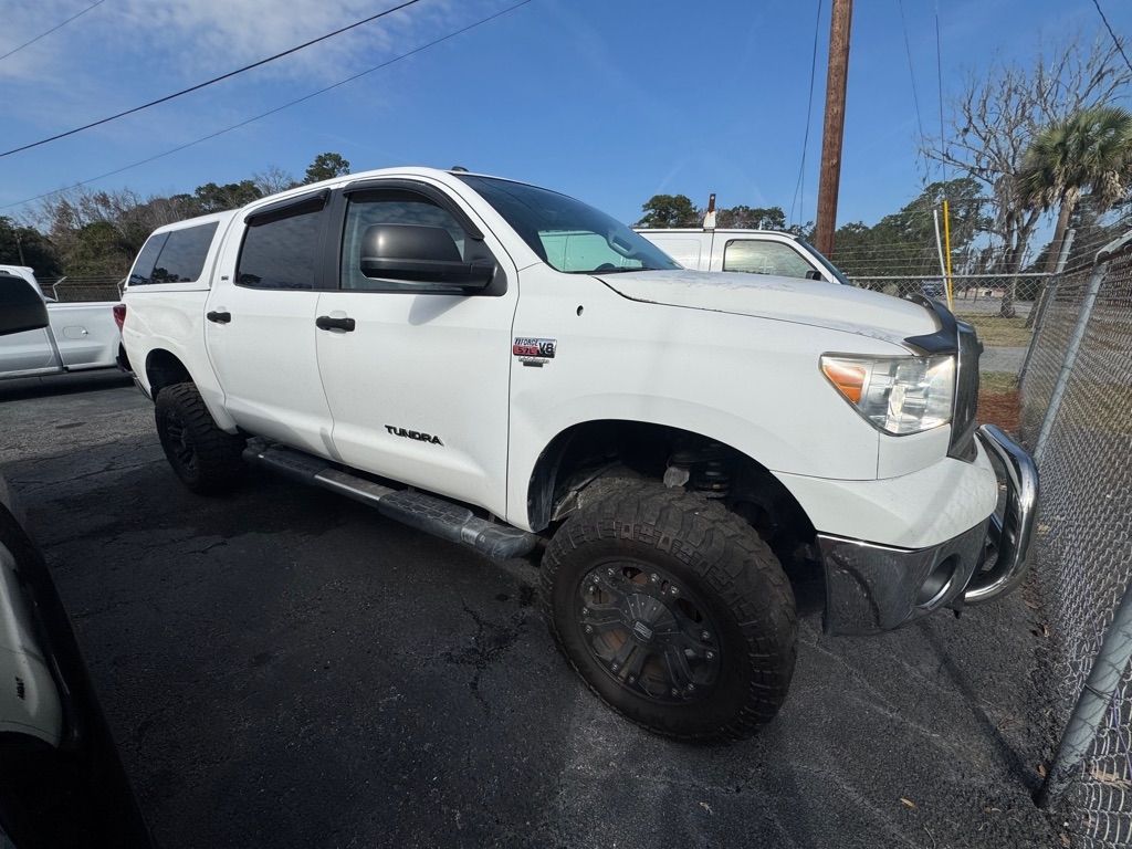 2011 Toyota Tundra Tundra-Grade CrewMax 5.7L 4WD