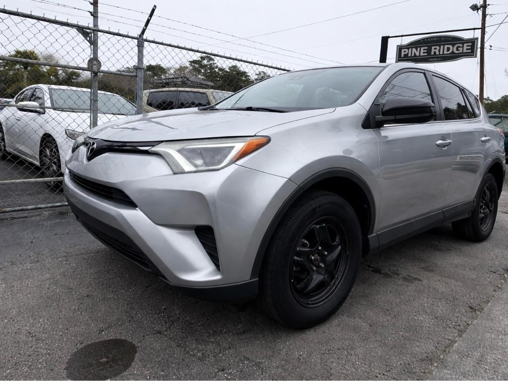 2018 Toyota RAV4 LE FWD
