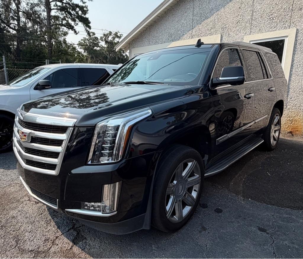 2018 Cadillac Escalade Luxury 2WD