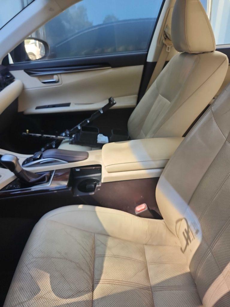 Lexus ES 350 Sedan 2016