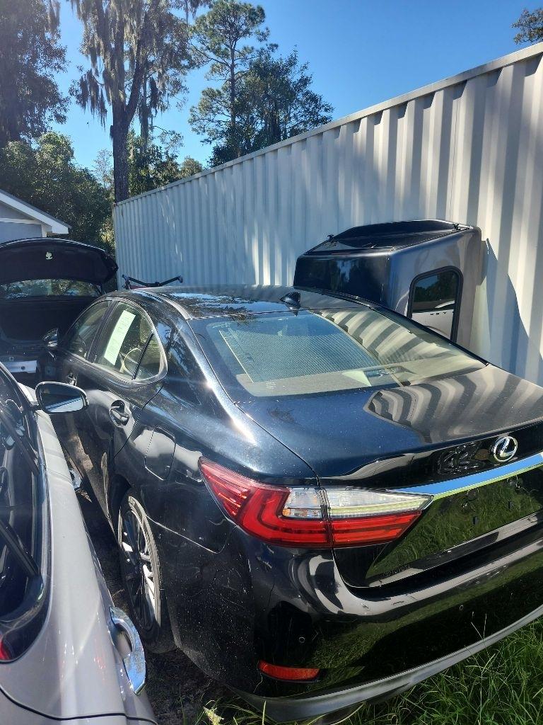 Lexus ES 350 Sedan 2016