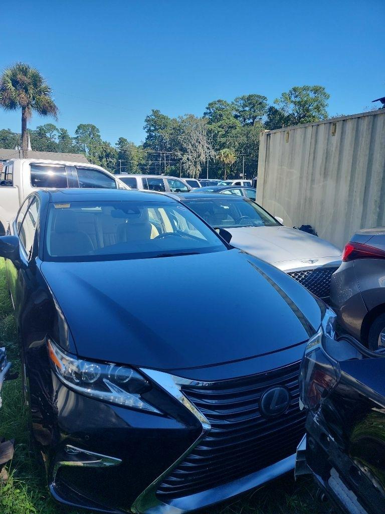 Lexus ES 350 Sedan 2016