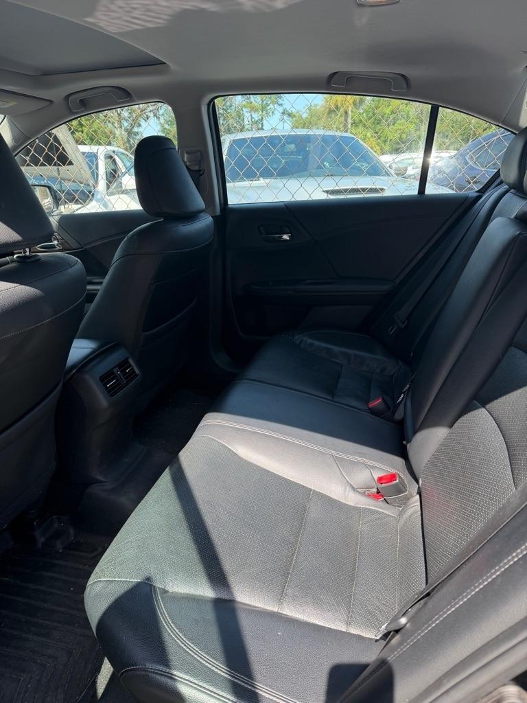 Honda Accord Touring V6 Sedan 6-Spd AT 2017