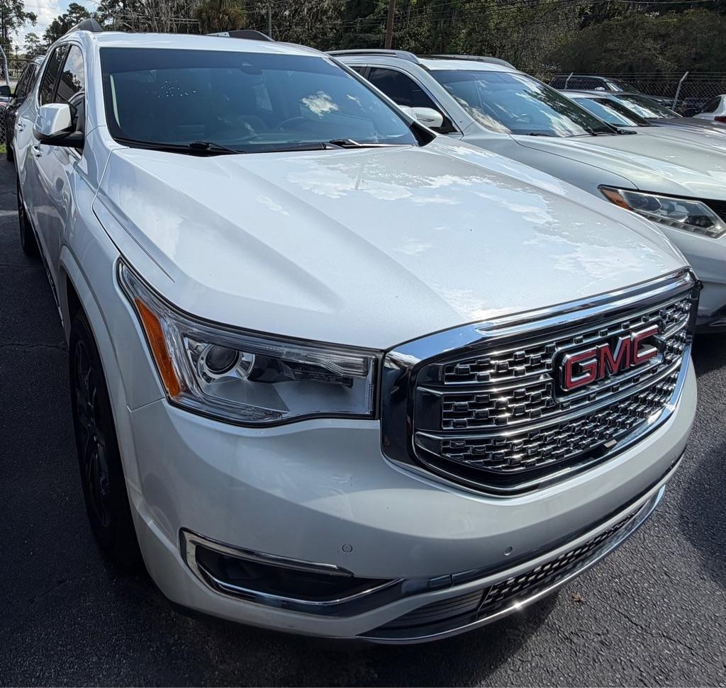 GMC Acadia Denali 2017