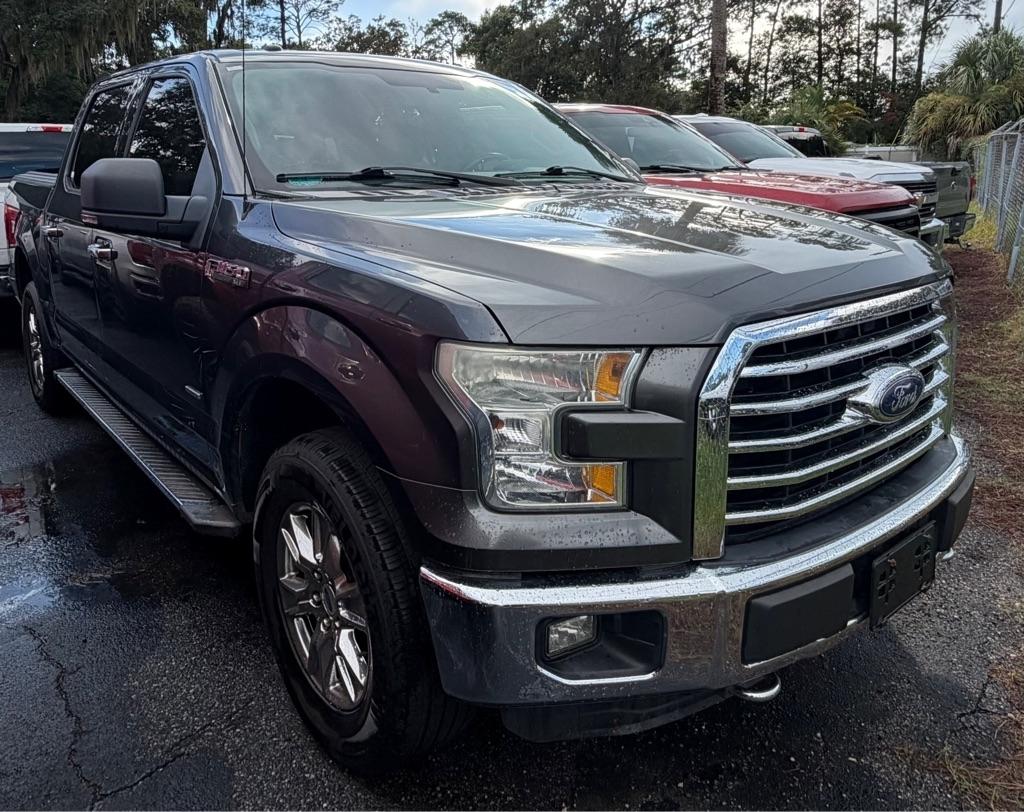 Ford F-150 photo 2