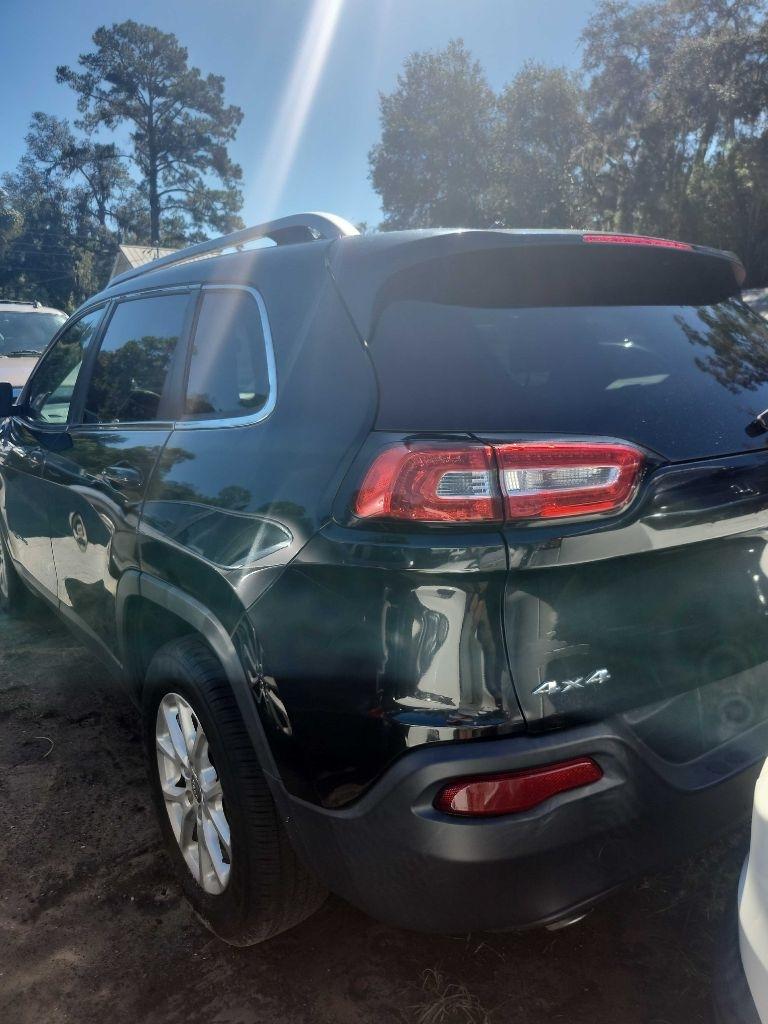 Jeep Cherokee Latitude 4WD 2015