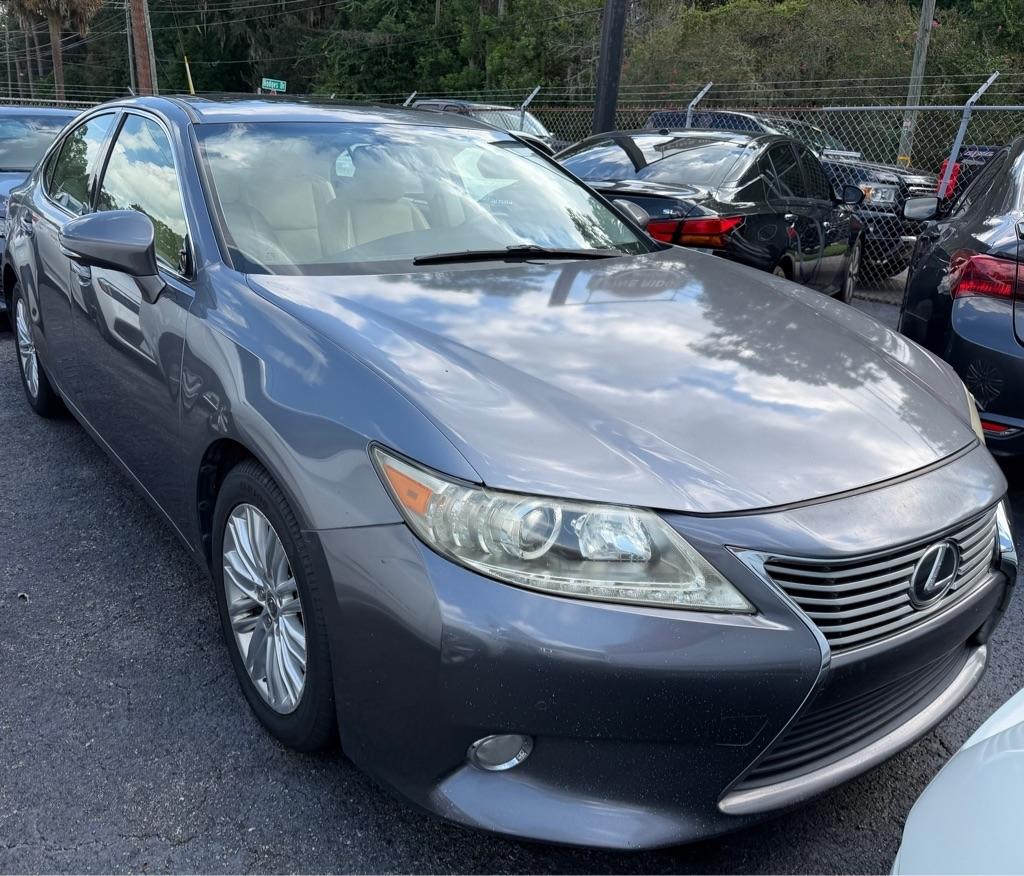Lexus ES 350 Sedan 2013