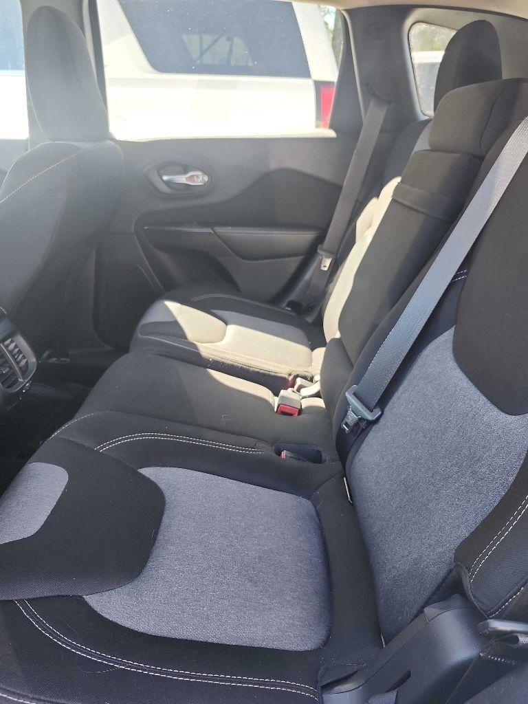 Jeep Cherokee Latitude 4WD 2014