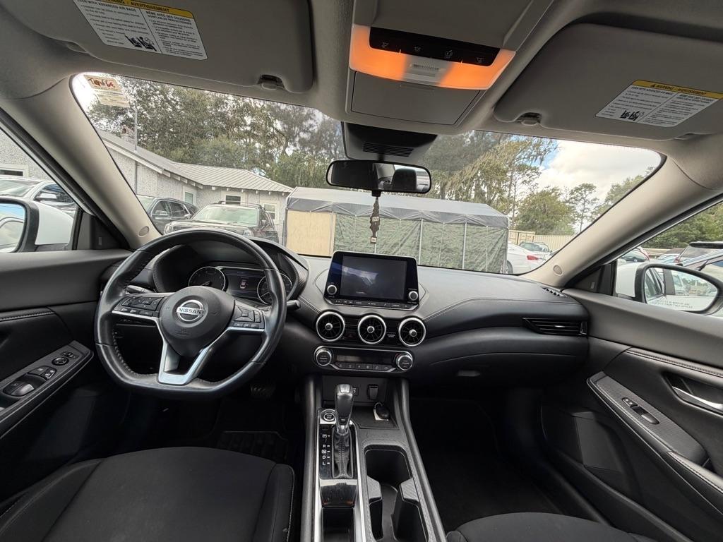 Nissan Sentra photo 7