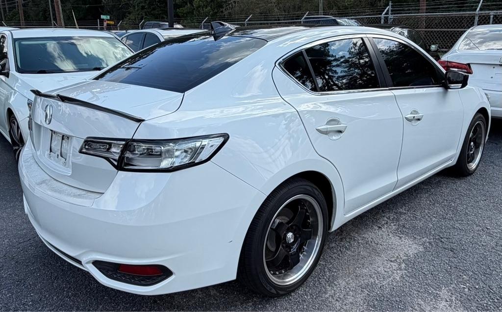 Acura ILX 8-Spd AT 2016