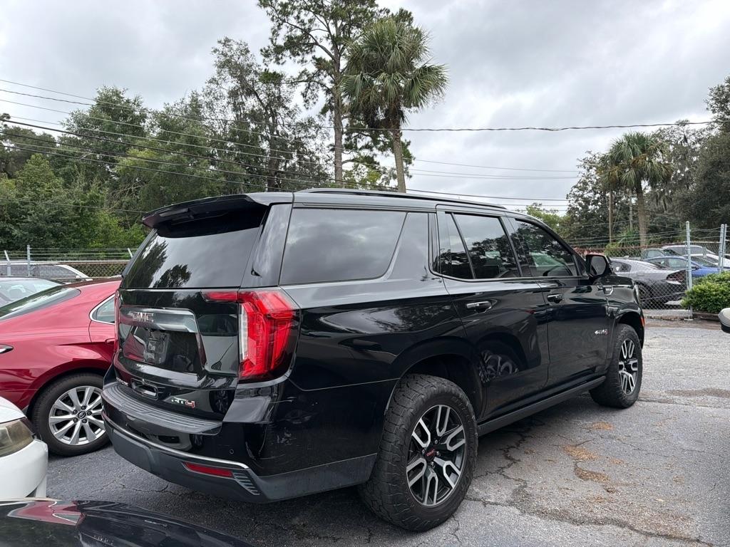 GMC Yukon photo 3