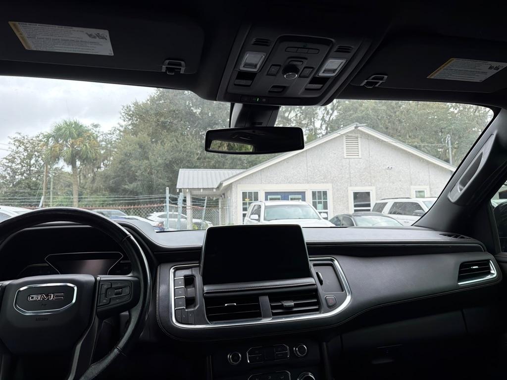 GMC Yukon photo 8