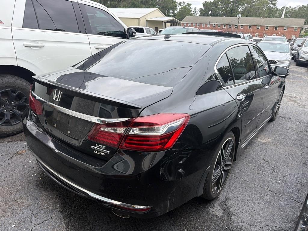 Honda Accord Touring V6 Sedan 6-Spd AT 2016