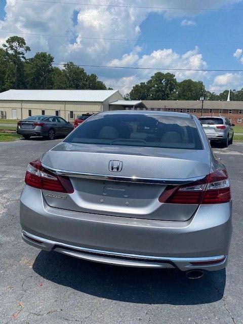 Honda Accord LX Sedan CVT 2017