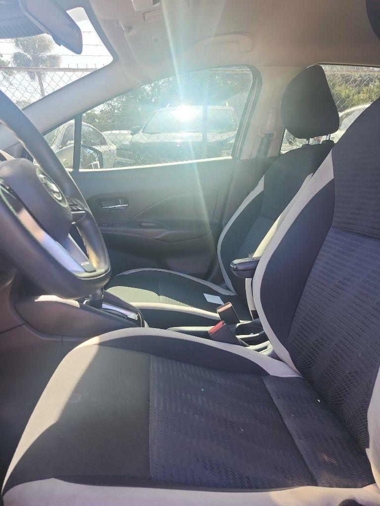 2020 Nissan Versa SV