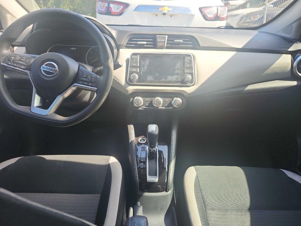Nissan Versa SV 2020
