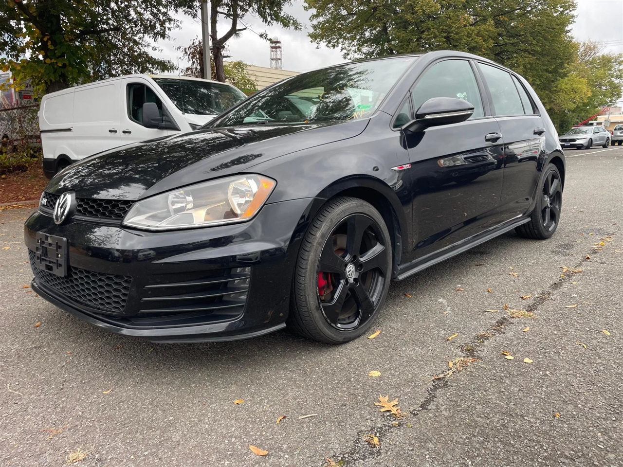 2017 Volkswagen Golf GTI 2.0T 4-Door S DSG