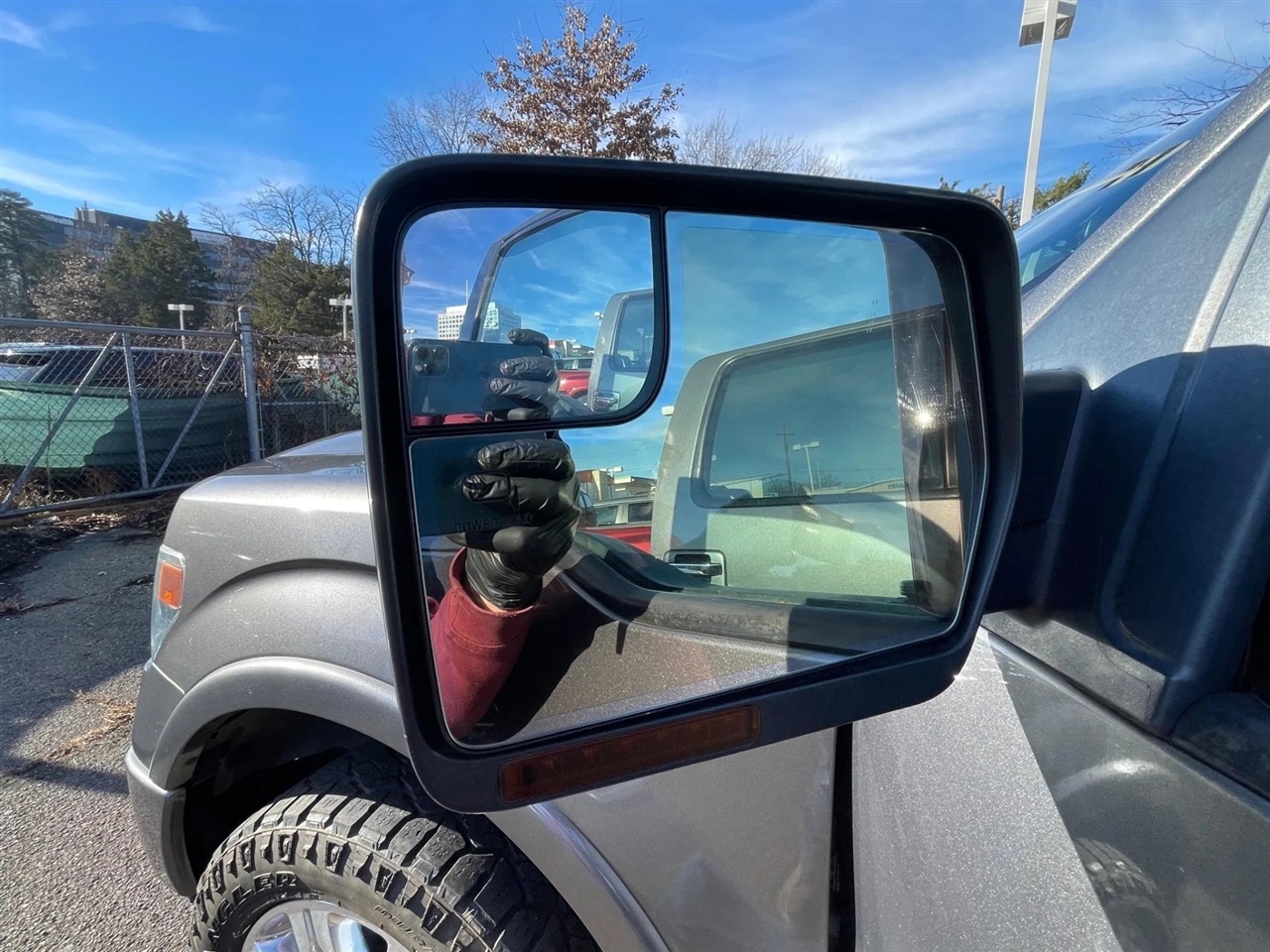 Ford F-150 4WD SuperCrew 145" Platinum 2013