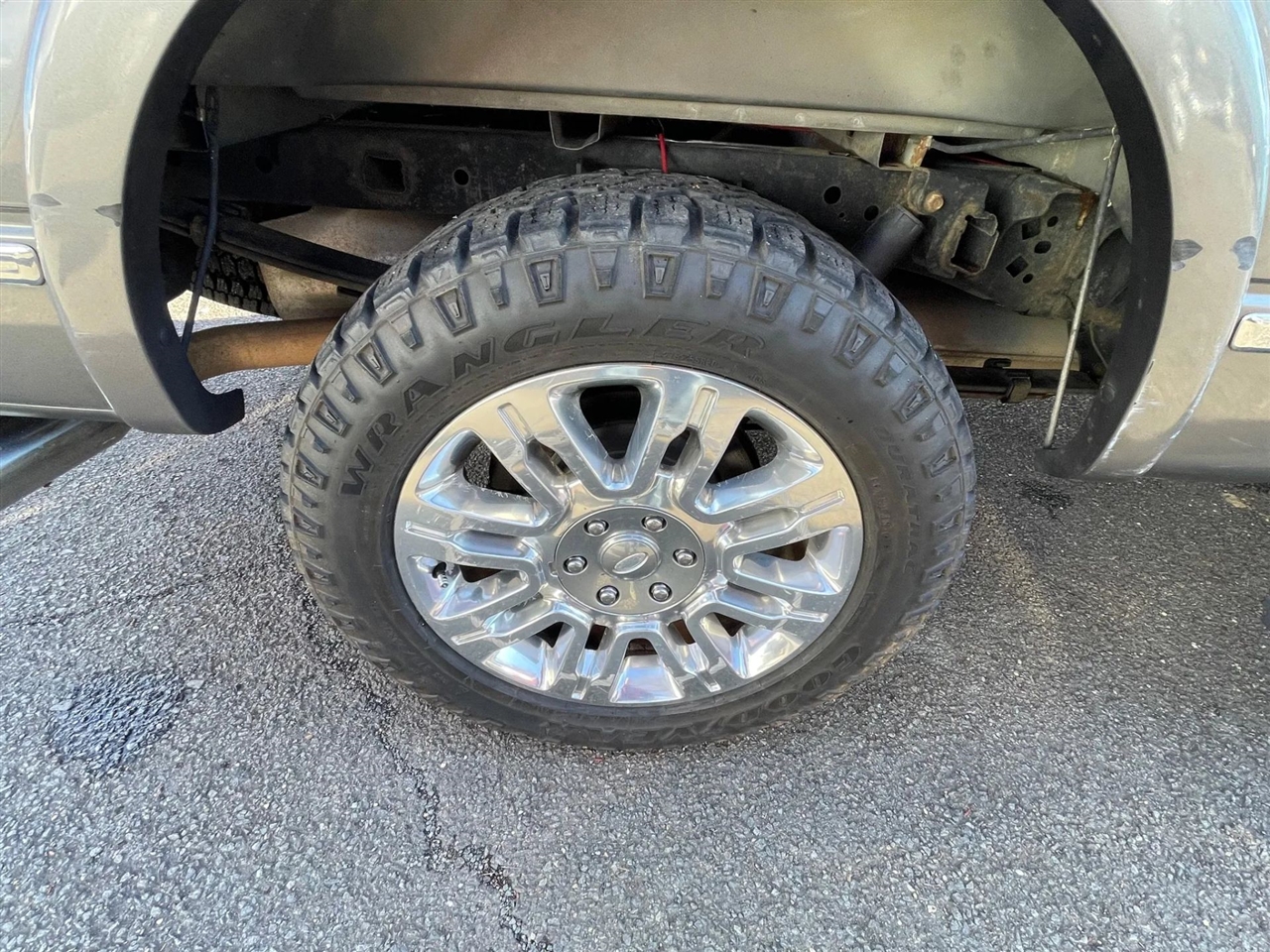 Ford F-150 4WD SuperCrew 145" Platinum 2013