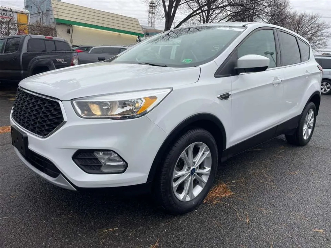 2019 Ford Escape SE's photo