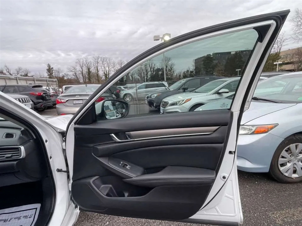 Honda Accord Sedan LX 1.5T CVT 2019