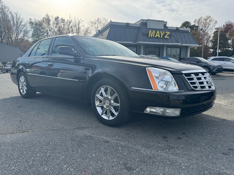 Cadillac DTS Luxury 2010