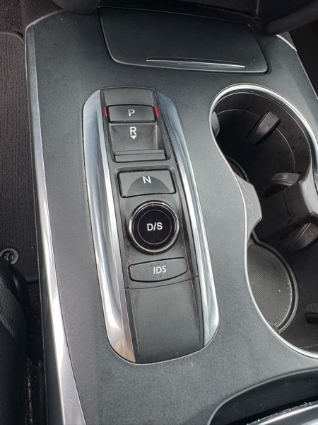 Acura MDX SH-AWD 9-Spd AT w/Tech Package 2016