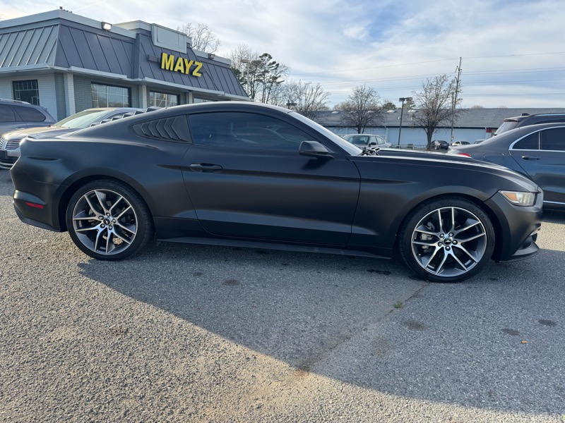 Ford Mustang EcoBoost Coupe 2015
