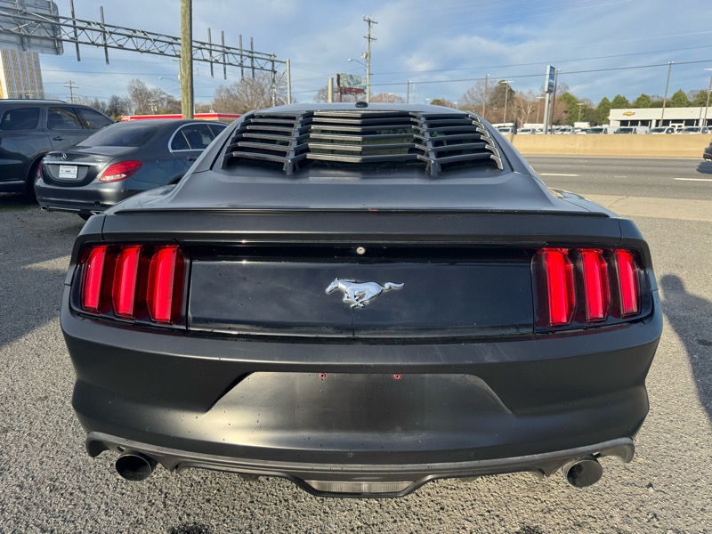 Ford Mustang EcoBoost Coupe 2015