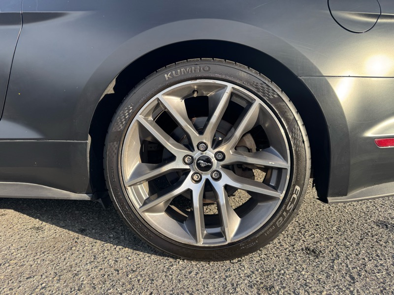 Ford Mustang EcoBoost Coupe 2015