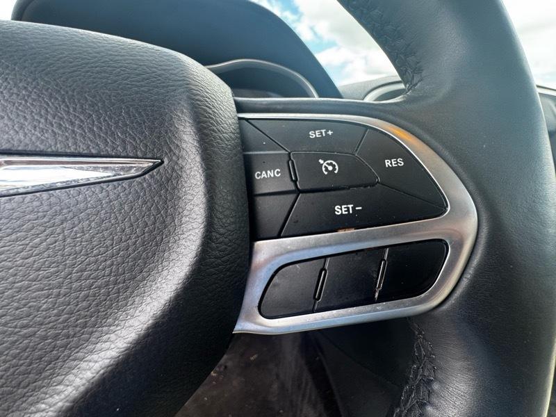 Chrysler 300 Limited RWD 2017