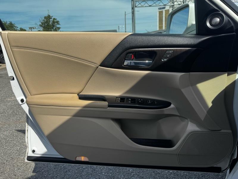 Honda Accord EX-L V6 Sedan AT 2015