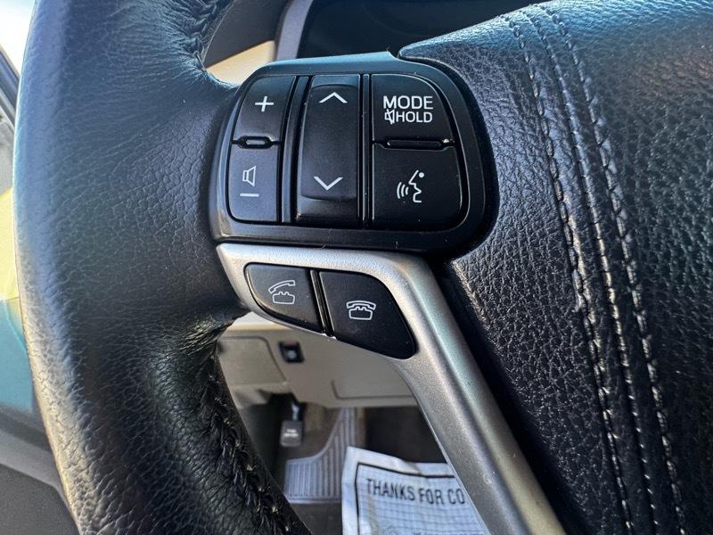 Toyota Sienna XLE FWD 8-Passenger V6 2015