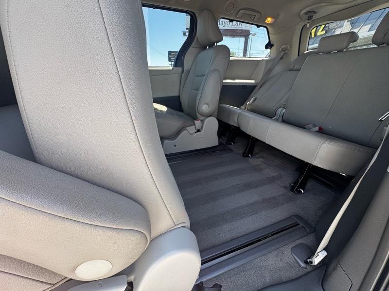 Toyota Sienna XLE FWD 8-Passenger V6 2015