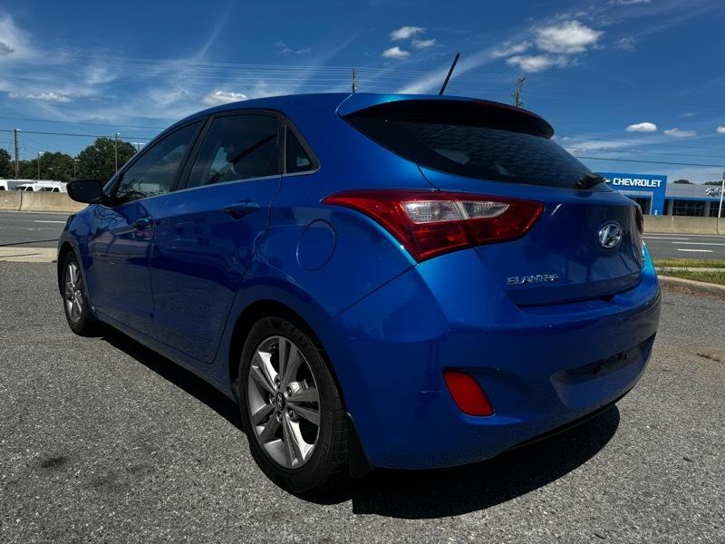 Hyundai Elantra GT A/T 2017