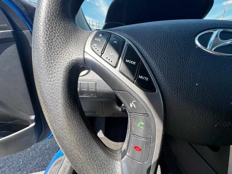 Hyundai Elantra GT A/T 2017
