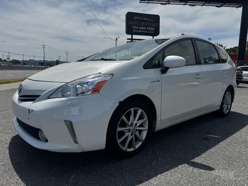 Toyota Prius V Three 2014